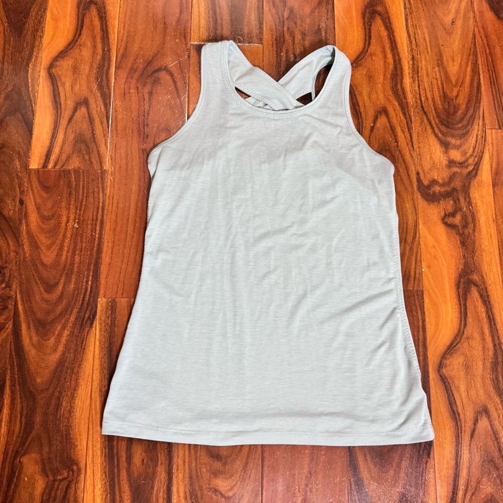 Danskin now women’s size small green tank top